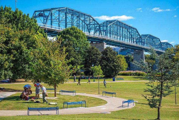 the-impact-of-chattanooga’s-population-boom-on-rental-affordability:-a-comprehensive-analysis