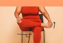 this-seated-leg-stretch-makes-tight,-achy-shins-feel-so,-so-good